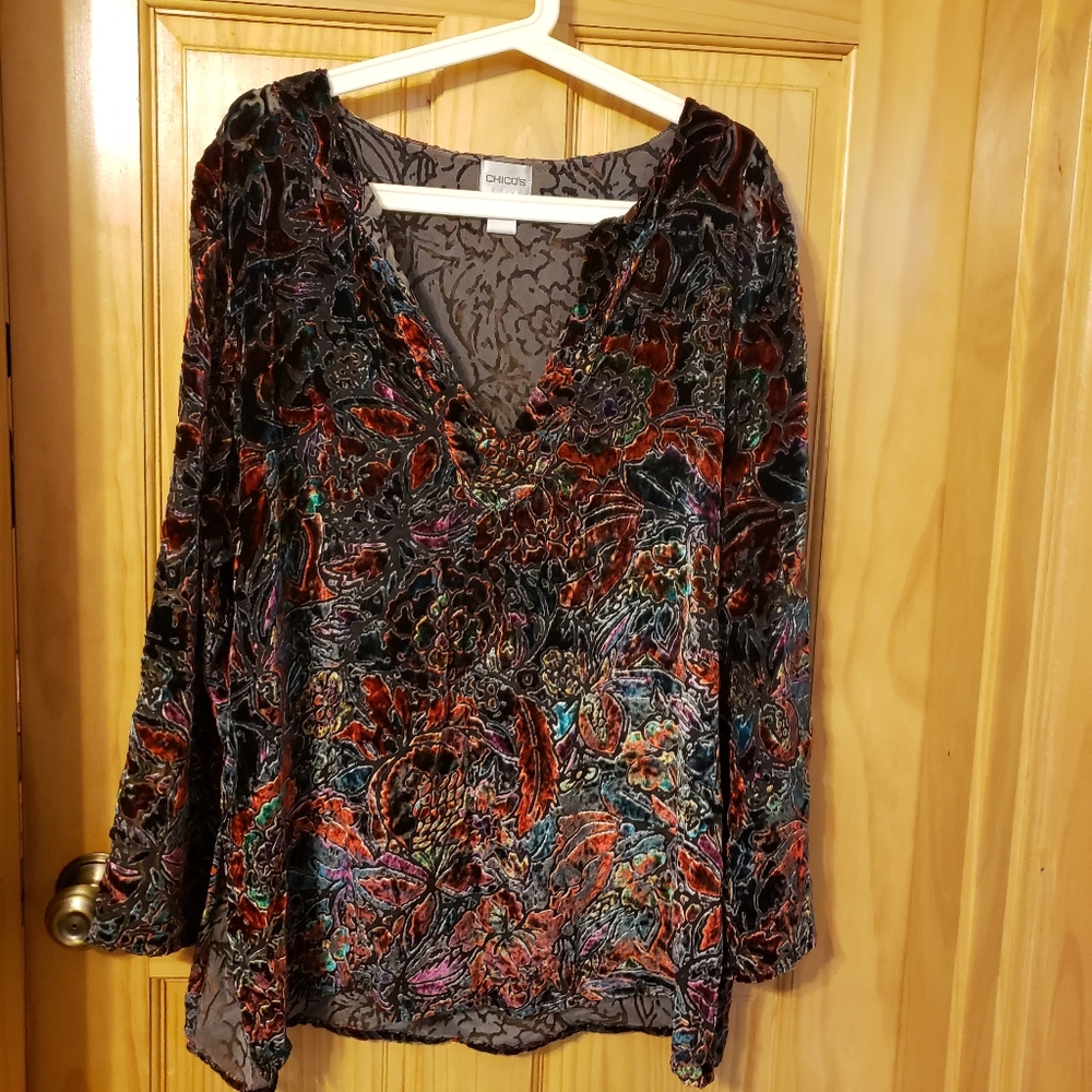 Chico's size 3 rayon and silk burnout tunic 💫